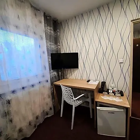 Borsicanka Hotel Szonów