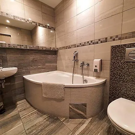 Borsicanka 3* Szonów
